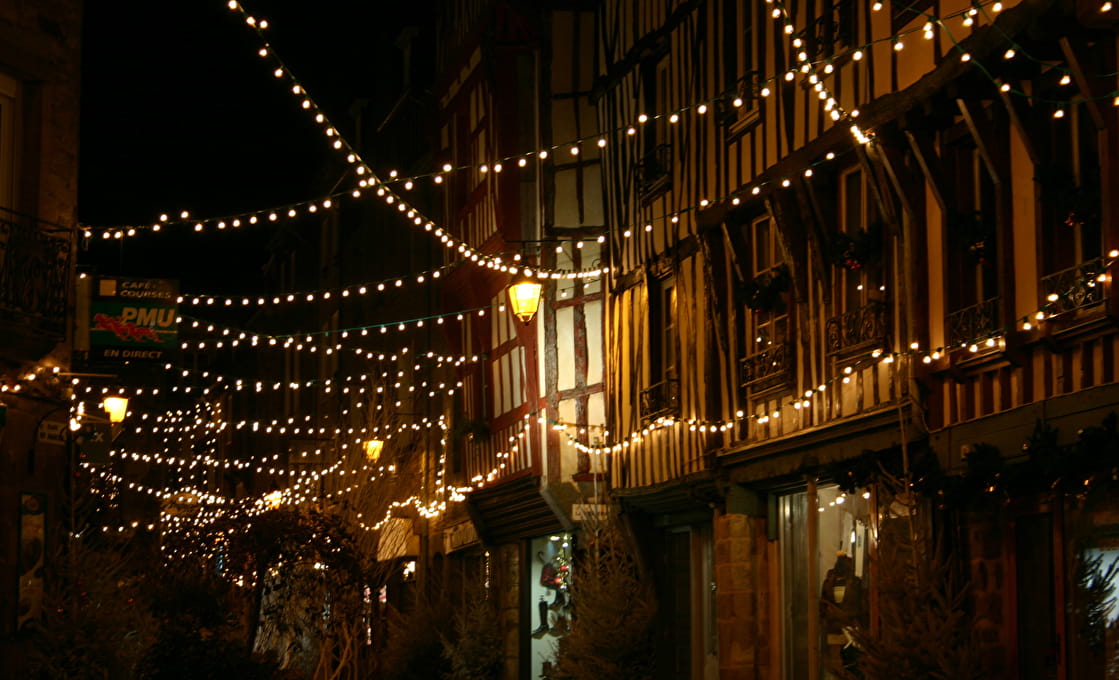 Illuminations Noël à Dinan en Bretagne