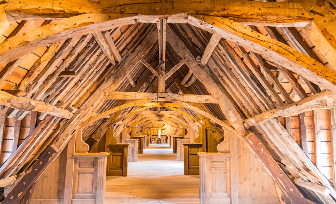 sous les toit de l'abbaye de Léhon